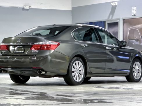 Used 2014 Honda Accord EX-L image 8