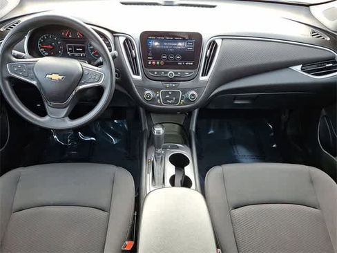 Certified 2020 Chevrolet Malibu LS image 25