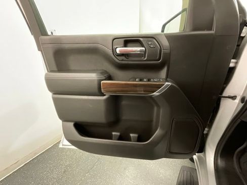 Used 2019 Chevrolet Silverado 1500 LT w/ All-Star Edition AWD/4WD image 9