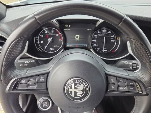 Used 2023 Alfa Romeo Giulia Sprint RWD image 24