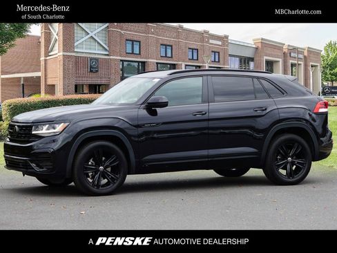 Used 2023 Volkswagen Atlas Cross Sport SEL R-Line image 1
