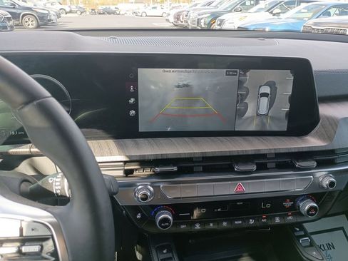 Used 2024 Kia Telluride SX Prestige w/ Towing Package image 23