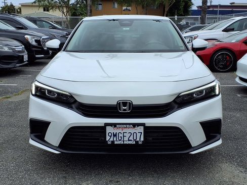 Used 2022 Honda Civic LX image 2
