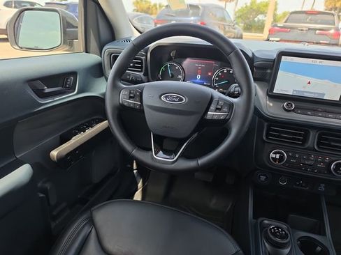 Used 2024 Ford Maverick Lariat w/ Black Appearance Package FWD image 9