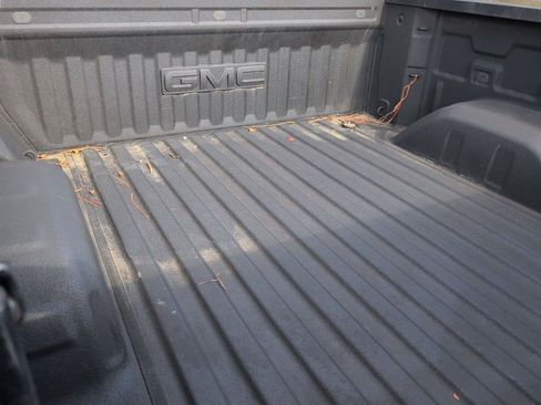 Used 2022 GMC Sierra 1500 SLT w/ SLT Premium Plus Package AWD/4WD image 37