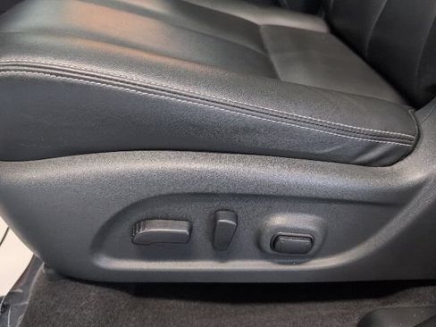 Used 2024 Nissan Murano SV AWD/4WD image 12