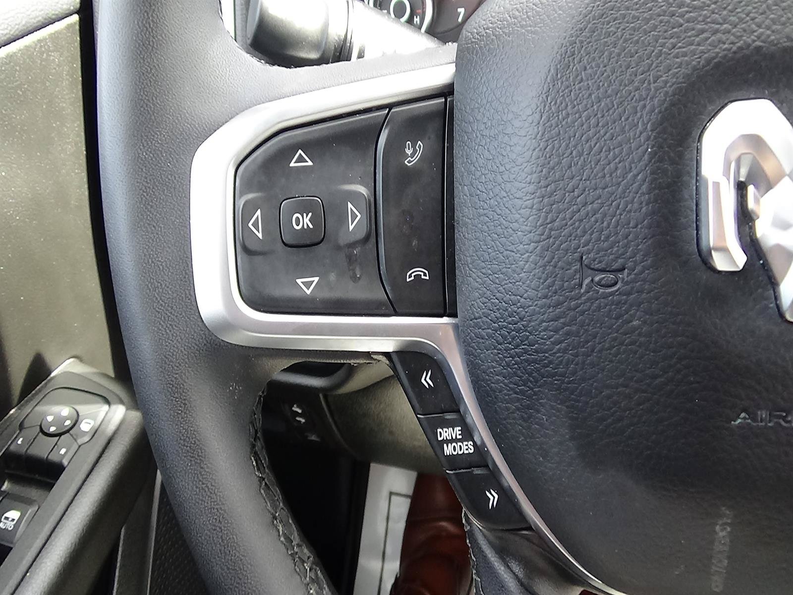 Used 2025 RAM 1500 Big Horn AWD/4WD image 25