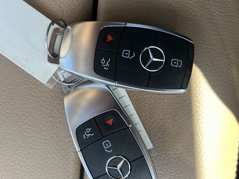 Certified 2026 Mercedes-Benz GLE 350 4MATIC image 37