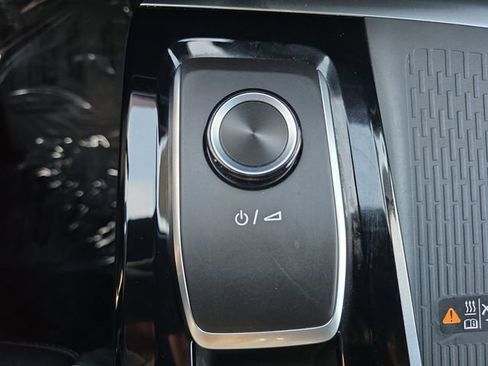 Used 2025 Buick Enclave Preferred image 30