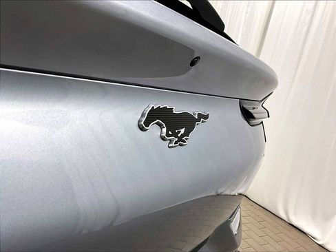 Used 2022 Ford Mustang Mach-E Premium AWD/4WD image 33