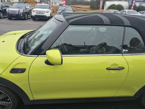 Used 2022 MINI Cooper S image 5