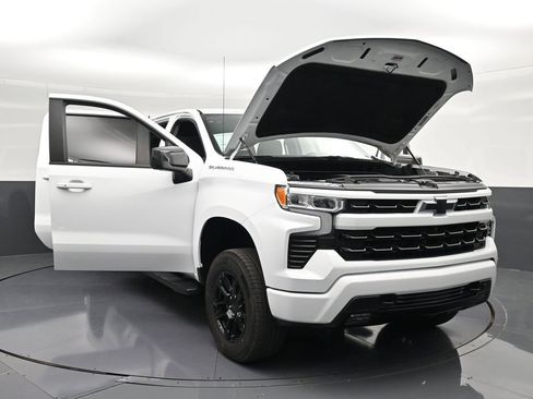Used 2023 Chevrolet Silverado 1500 RST AWD/4WD image 38