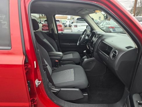 Used 2010 Jeep Patriot Sport image 14
