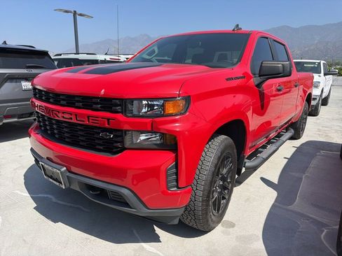 Used 2021 Chevrolet Silverado 1500 Custom w/ Rally Edition AWD/4WD image 2