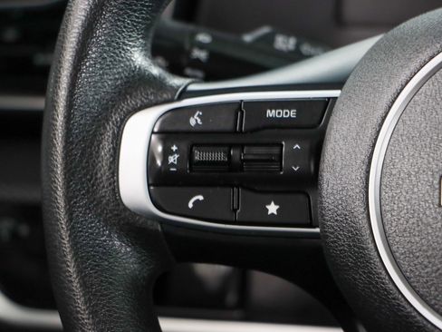 Used 2023 Kia Sportage LX FWD image 13