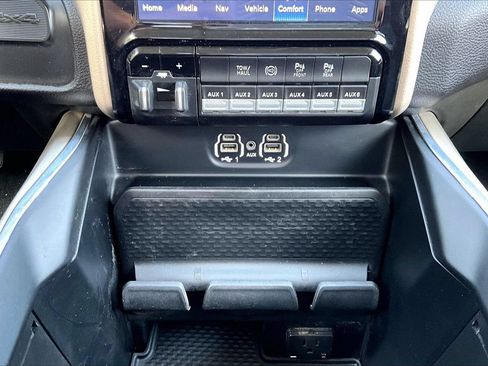 Certified 2023 RAM 2500 Laramie AWD/4WD image 17