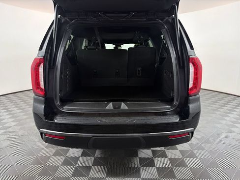 Used 2023 GMC Yukon XL AT4 w/ AT4 Premium Plus Package AWD/4WD image 27