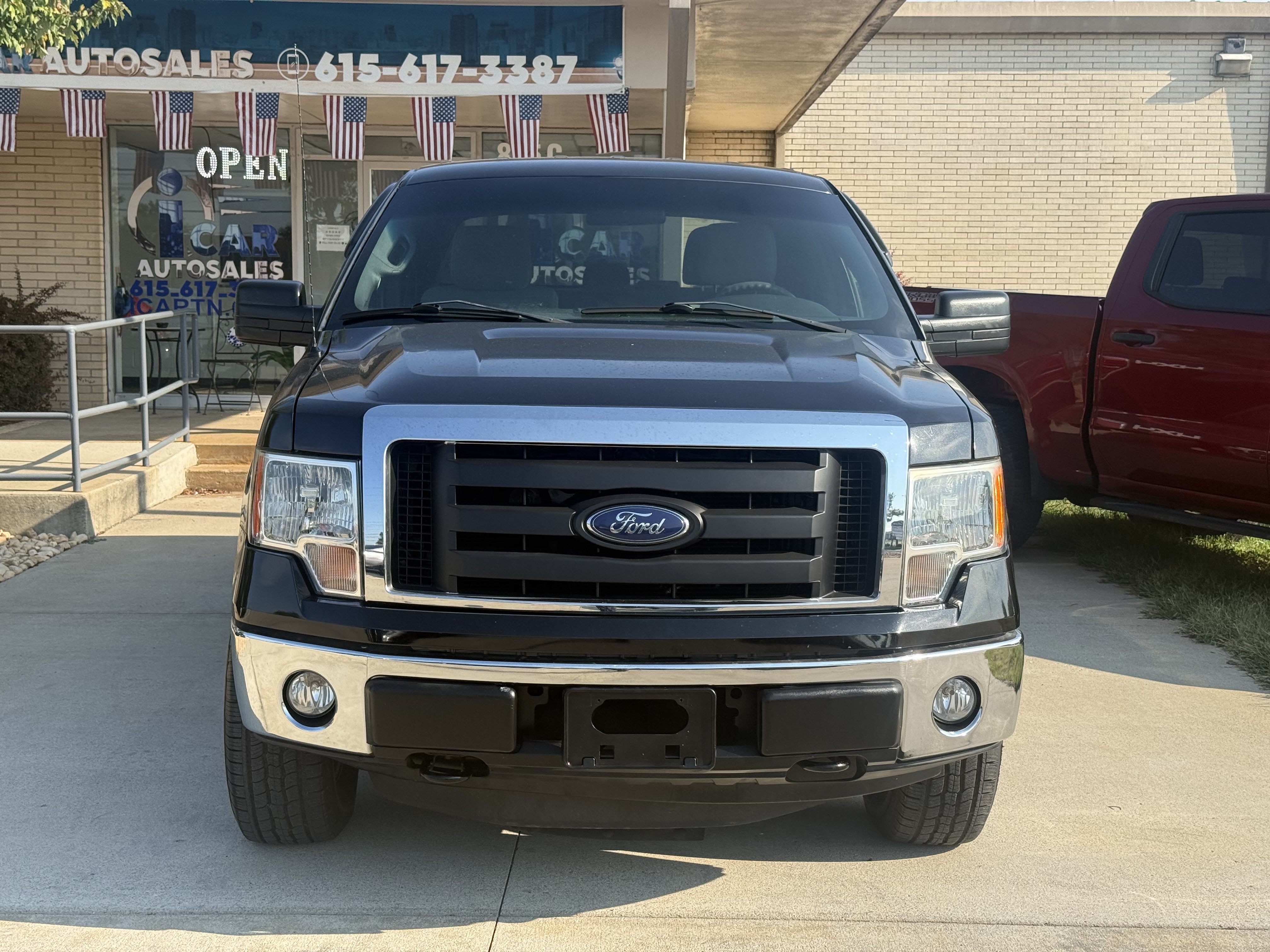 Used 2014 Ford F150 XLT AWD/4WD image 2