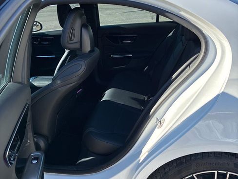 Used 2023 Mercedes-Benz C 300 4MATIC Sedan image 10