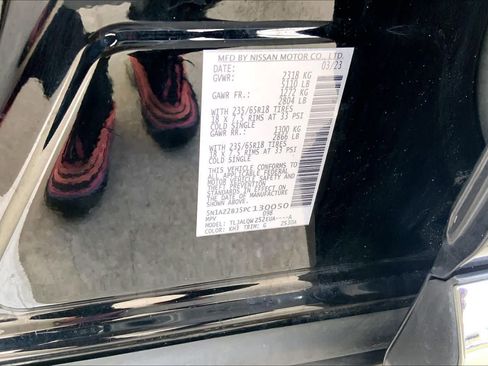 Used 2023 Nissan Murano SV image 35