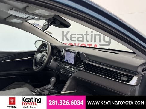 Used 2025 Toyota Camry LE FWD image 21