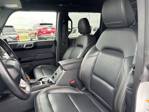 Used 2024 Ford Bronco Badlands AWD/4WD image 12