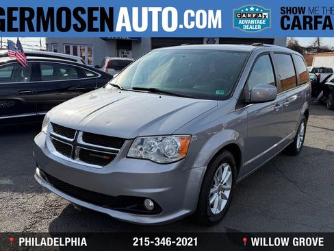 Used 2018 Dodge Grand Caravan SXT image 1