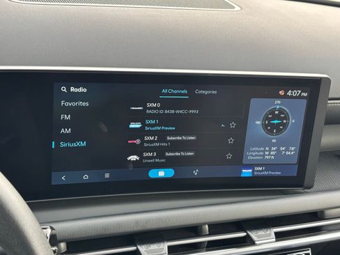 Certified 2025 Hyundai Santa Cruz SEL AWD/4WD image 23