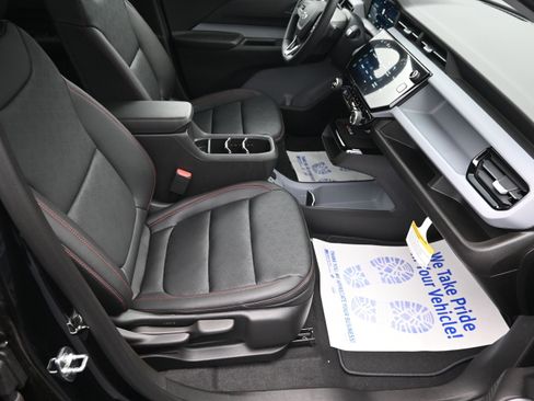 New 2027 Chevrolet Bolt RS w/ Technology Package FWD image 29