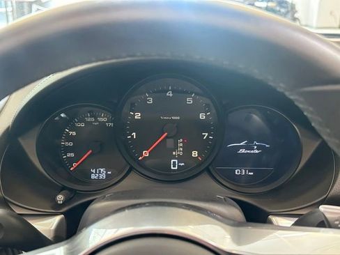Used 2024 Porsche 718 Boxster RWD image 23