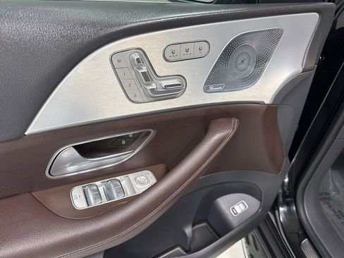 Used 2020 Mercedes-Benz GLS 450 4MATIC image 12