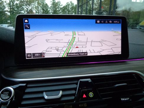 Used 2023 BMW M550i xDrive w/ Executive Package image 13