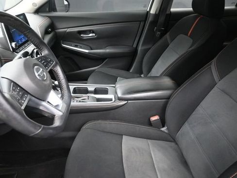 Used 2021 Nissan Sentra SR FWD image 17