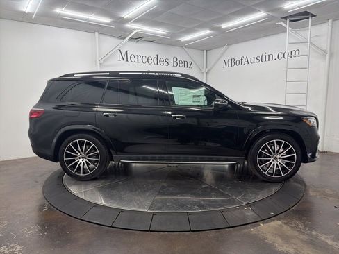 New 2026 Mercedes-Benz GLS 580 GLS 580 image 8