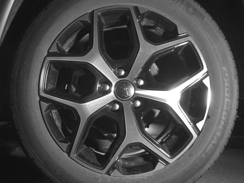 Used 2025 Jeep Compass Limited image 14