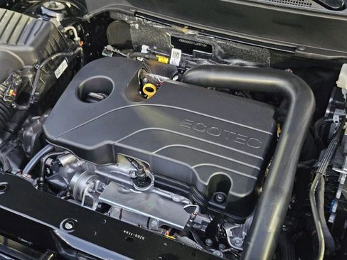 New 2026 Chevrolet Equinox LT image 38