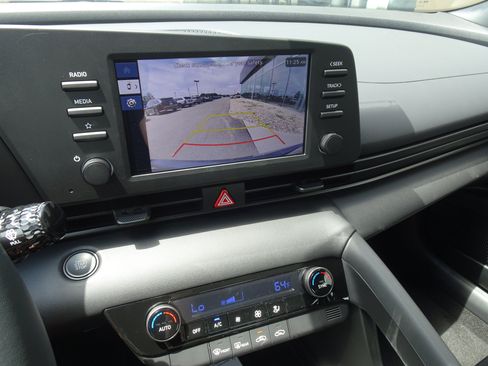 New 2026 Hyundai Elantra Sport FWD image 18