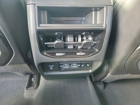 Used 2023 Jeep Grand Cherokee 4WD 4xe w/ Luxury Tech Group II image 11