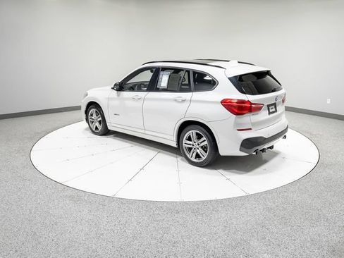 Used 2017 BMW X1 sDrive28i FWD image 32