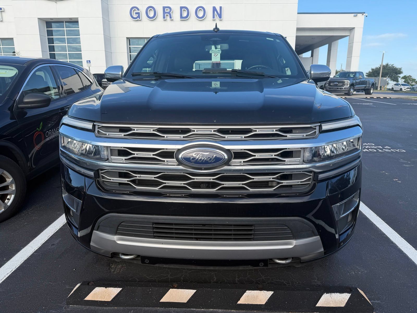 Used 2023 Ford Expedition Max Platinum AWD/4WD image 7