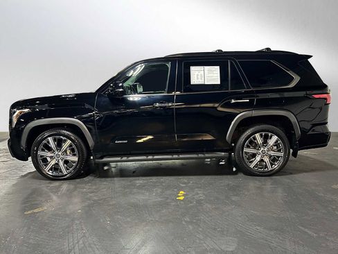 Used 2023 Toyota Sequoia Limited image 6