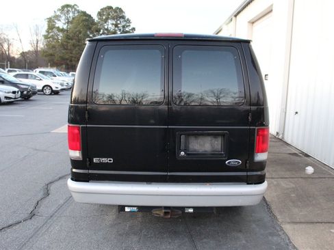Used 2000 Ford E-150 and Econoline 150 image 12