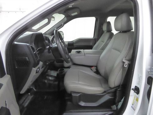 Used 2019 Ford F150 XL w/ Equipment Group 101A Mid AWD/4WD image 18