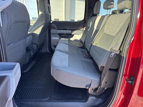 Certified 2025 Ford F350 XLT w/ Black Appearance Package image 33