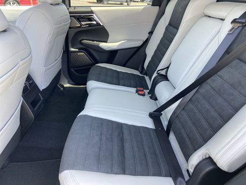 New 2026 Mitsubishi Outlander SE FWD image 22
