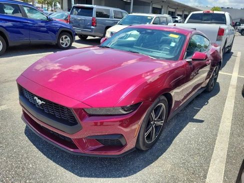 Used 2025 Ford Mustang Premium RWD image 8