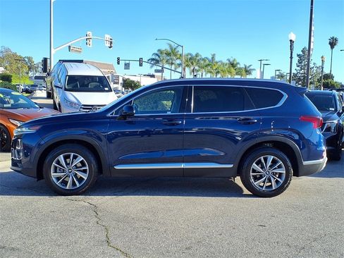 Used 2019 Hyundai Santa Fe SEL image 2