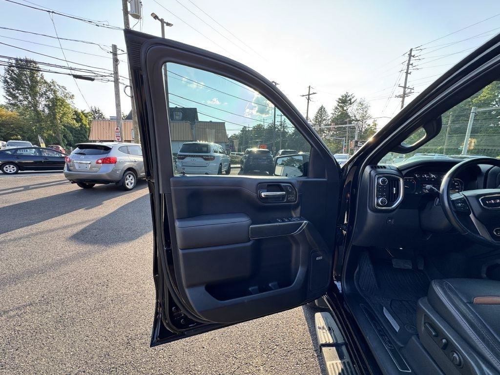 Used 2019 GMC Sierra 1500 AT4 w/ AT4 Premium Package AWD/4WD image 9