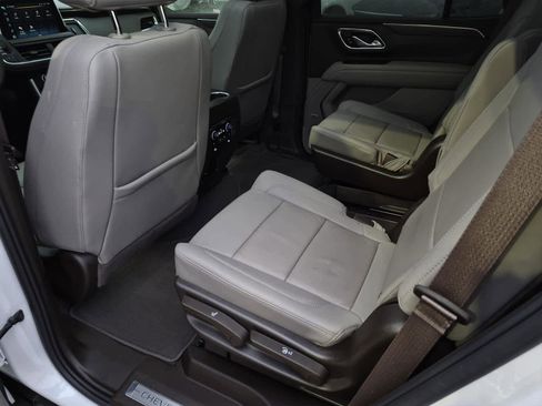 Used 2024 Chevrolet Tahoe Z71 w/ Off-Road Capability Package image 16