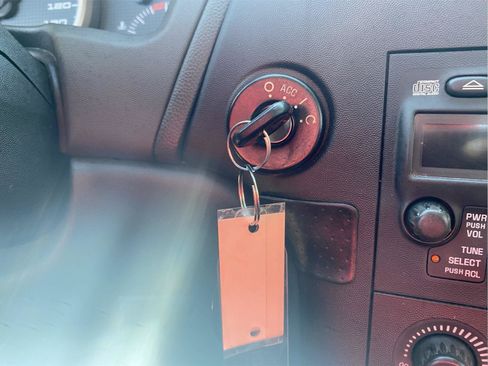 Used 2004 Pontiac Grand Prix GT2 FWD image 28